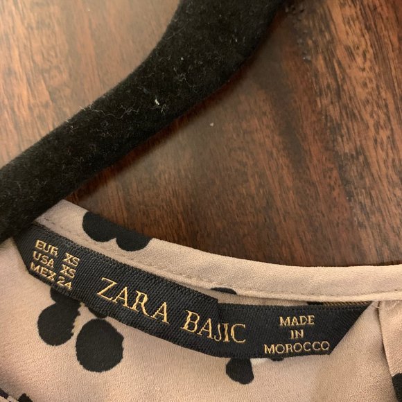 Zara Sleeveless Tan-Tone Blouse - Polka Dot Style - Picture 2 of 2